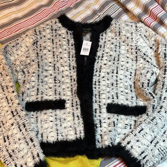 Ann Taylor NWT cardigan and blouse medium - Picture 3 of 5